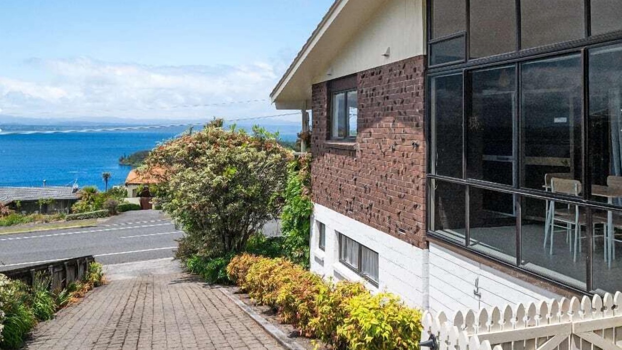 Photo of Outdoor in Acacia Bay