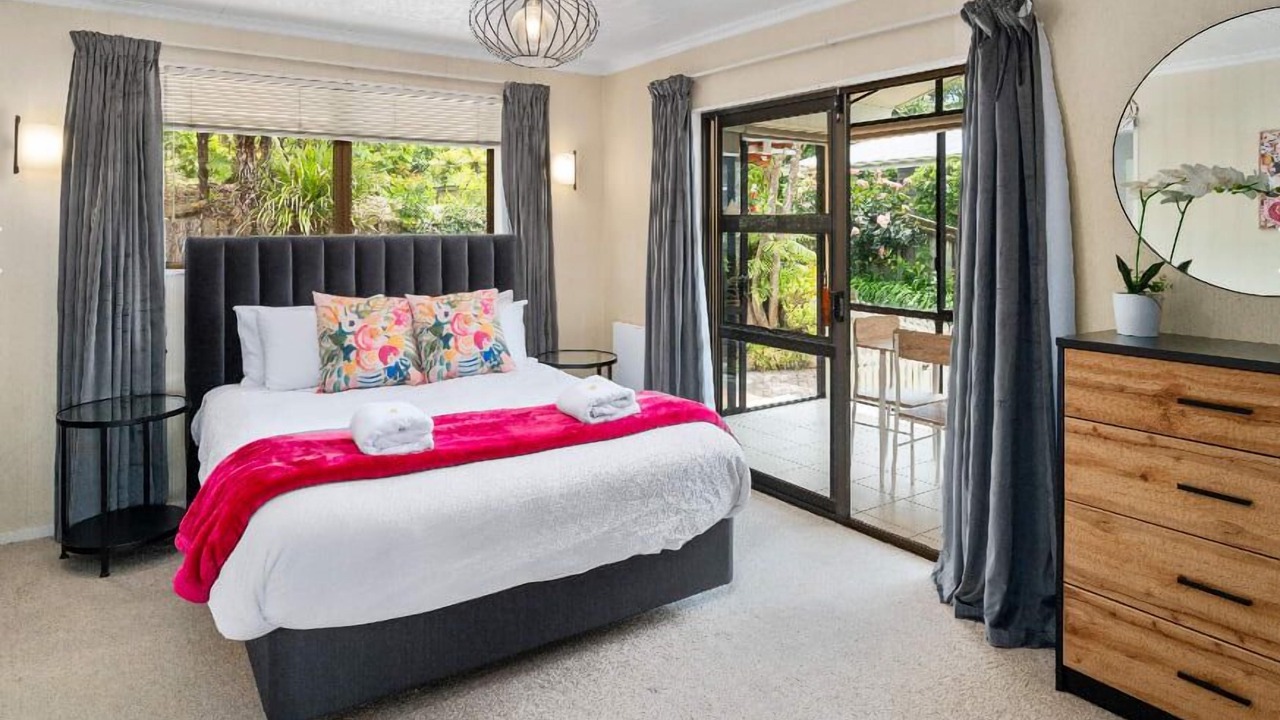 Photo of Others in Acacia Bay