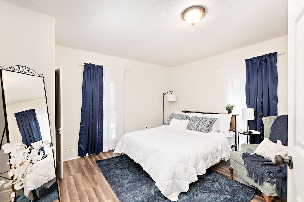 Photo of Bedroom in Excelsior Springs