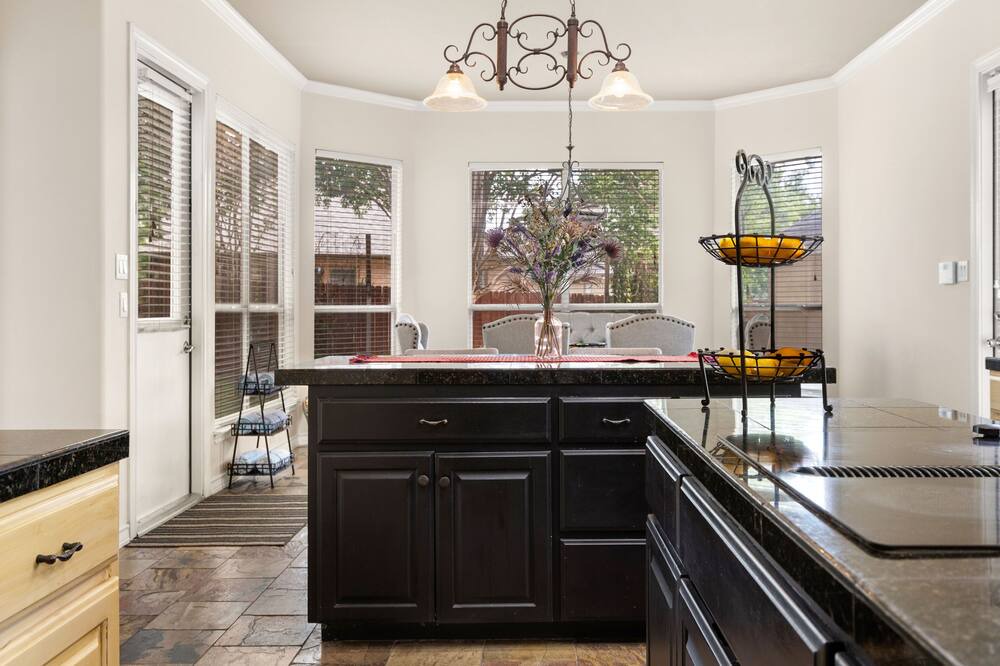Photo of Kitchen in Far North Central