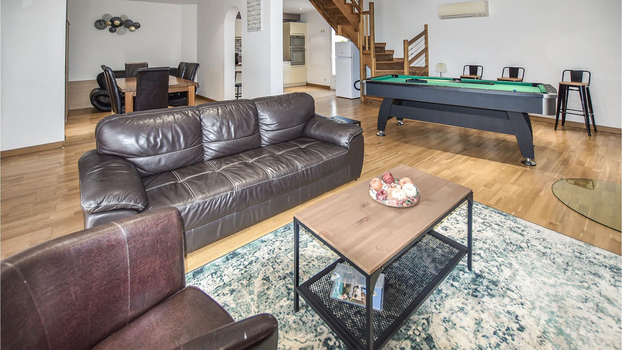 Photo of Bedroom in Pont-Saint-Esprit