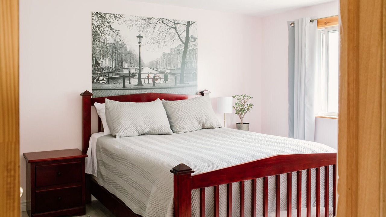 Photo of Bedroom in Hamilton Township