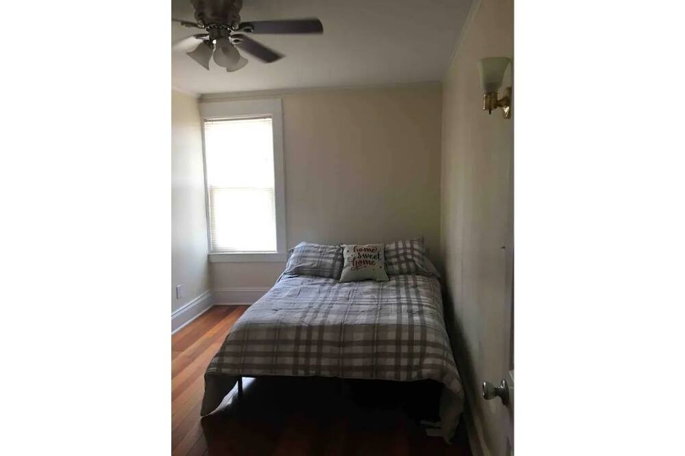 Photo of Bedroom in Niskayuna