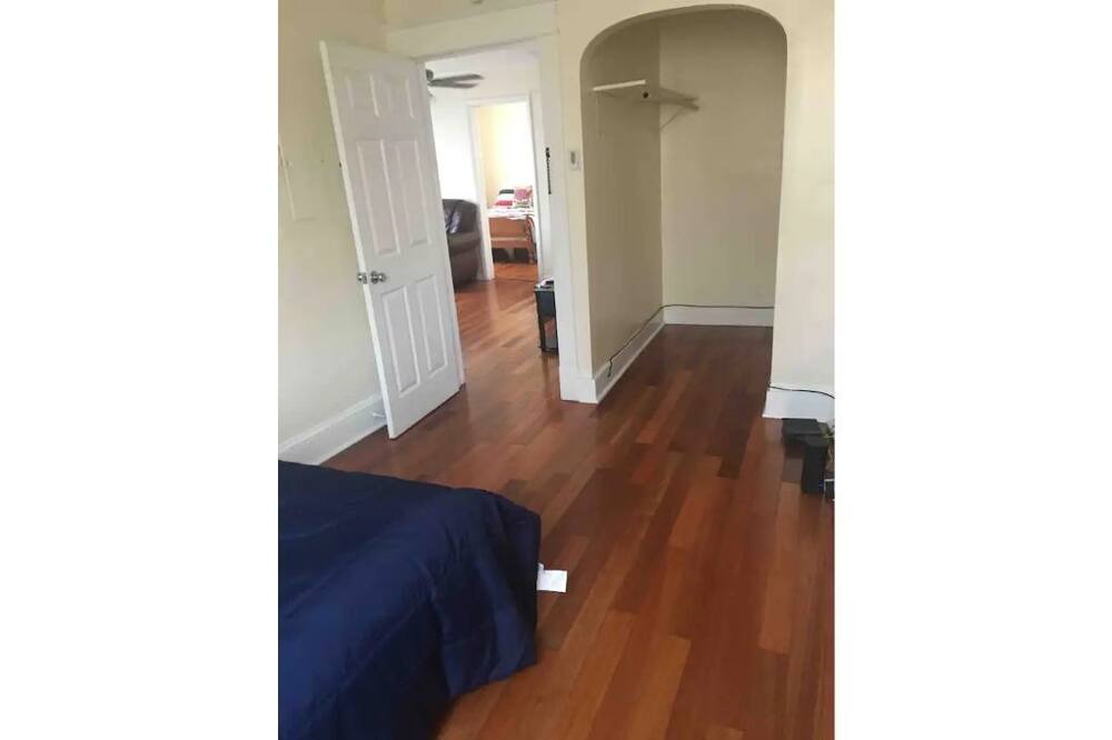 Photo of Bedroom in Niskayuna