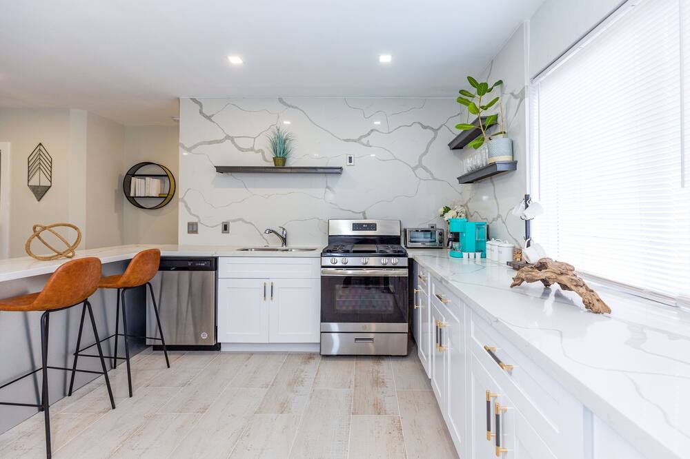 Photo of Kitchen in Surfside