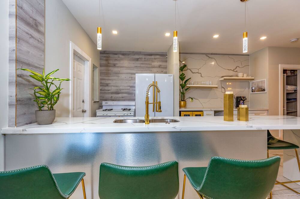 Photo of Kitchen in Surfside