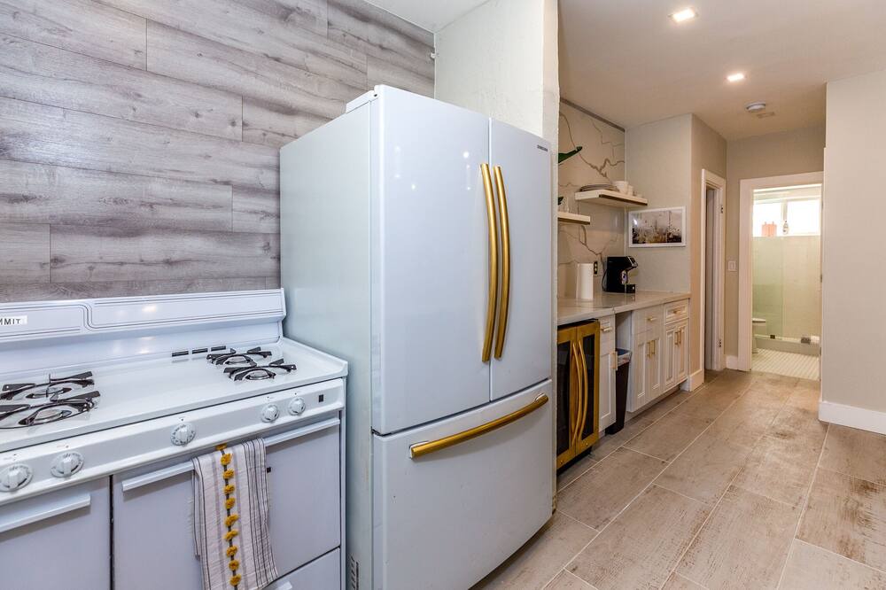 Photo of Kitchen in Surfside