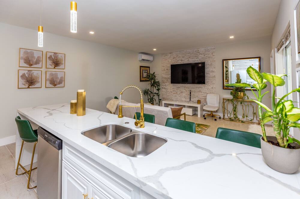 Photo of Kitchen in Surfside