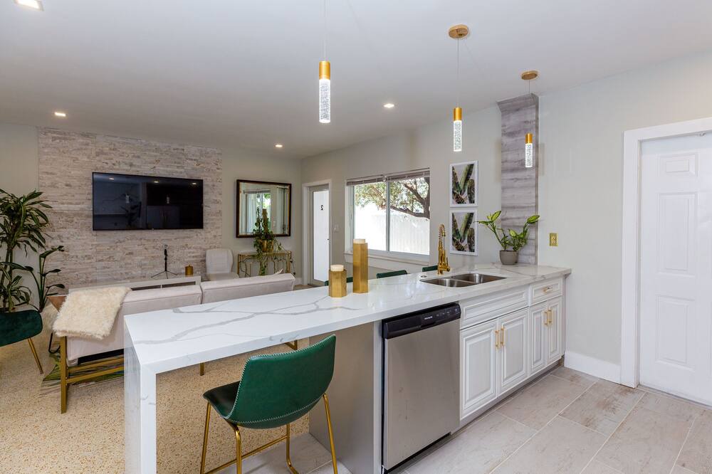Photo of Kitchen in Surfside