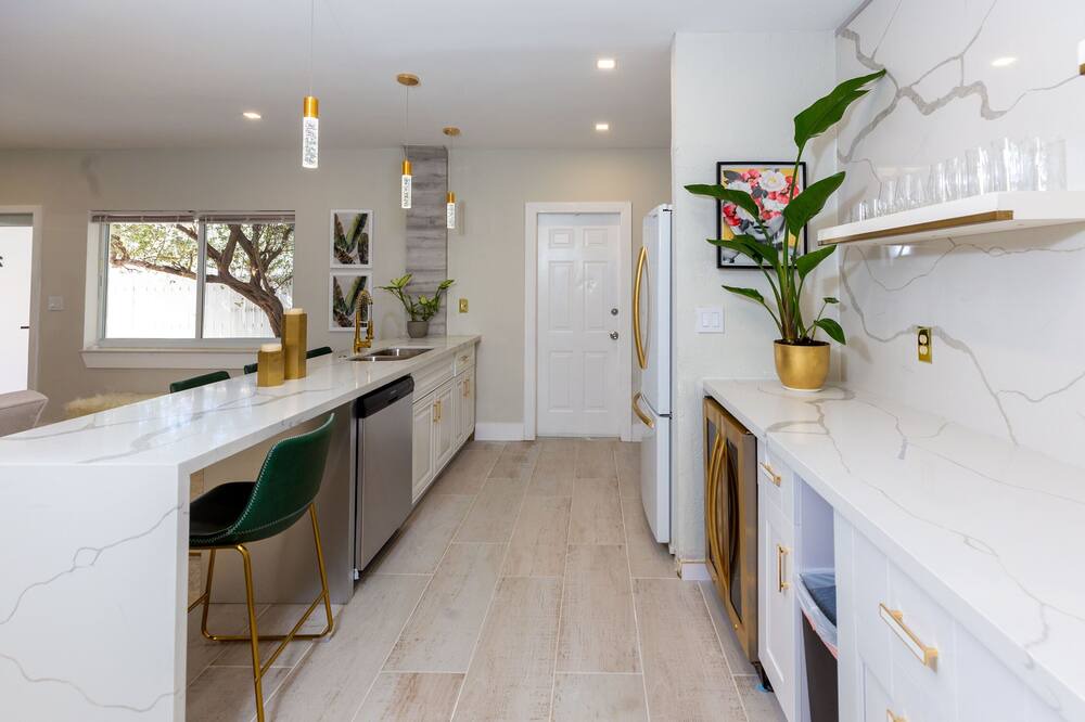 Photo of Kitchen in Surfside