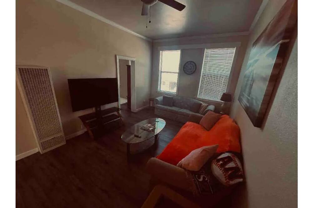 Photo of Livingroom in Colfax