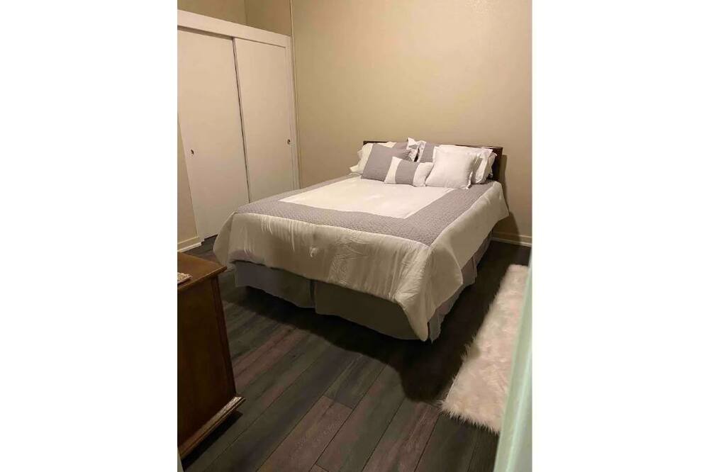 Photo of Bedroom in Colfax