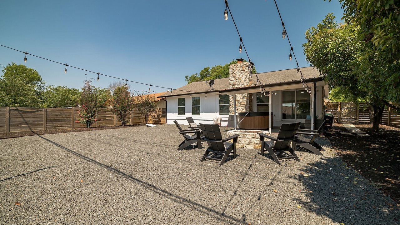 Photo of Outdoor in Scofield Farms