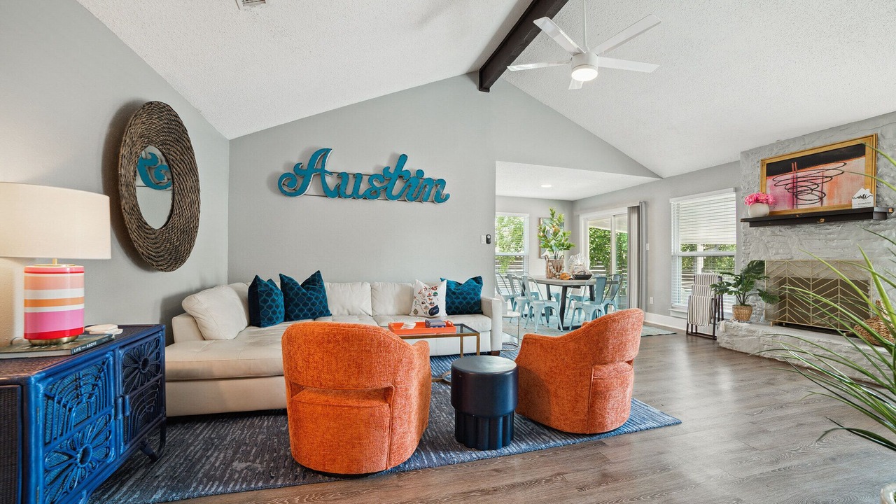 Photo of Livingroom in Scofield Farms