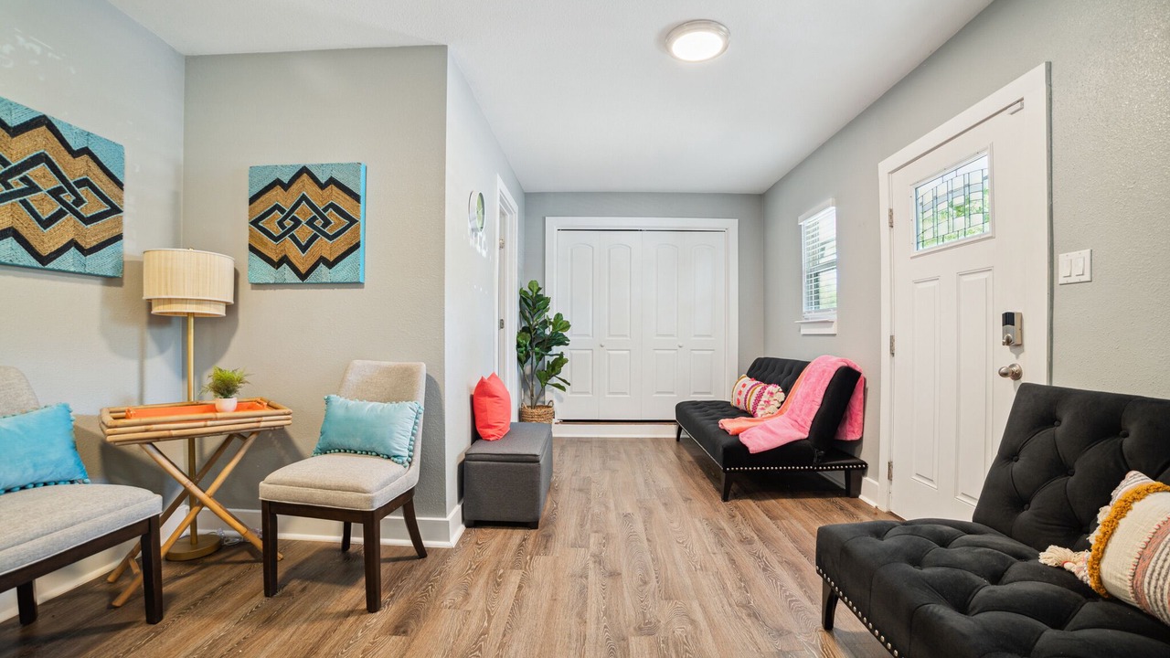 Photo of Livingroom in Scofield Farms