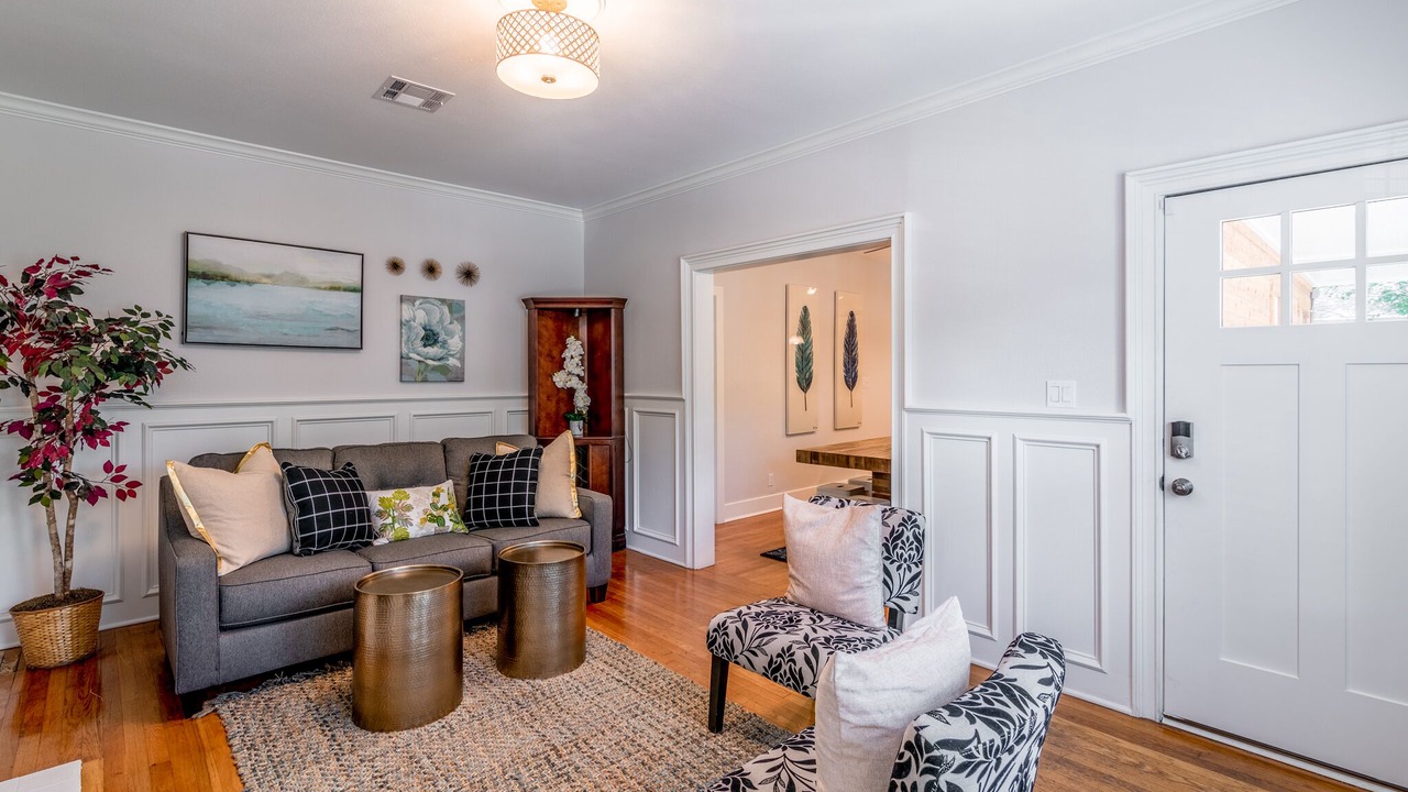 Photo of Livingroom in Hancock