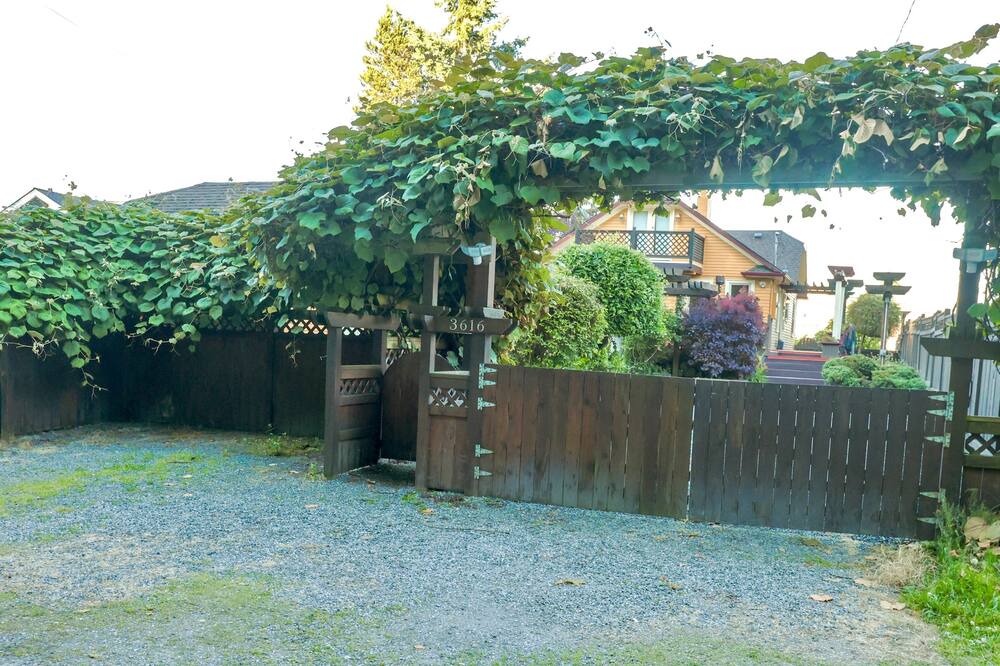 Photo of Outdoor in Port Gardner