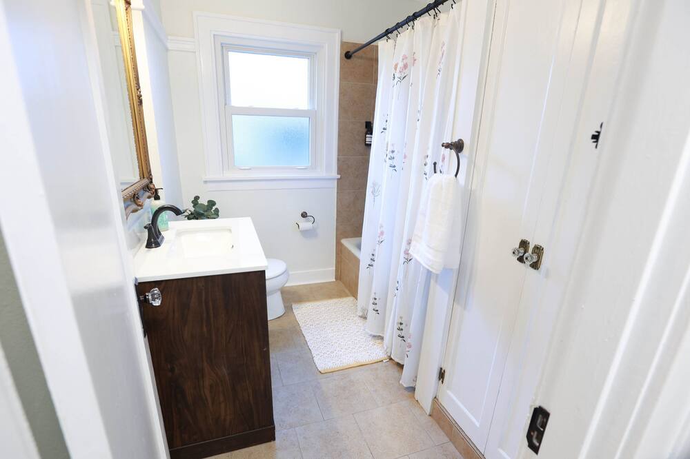 Photo of Bathroom in Port Gardner