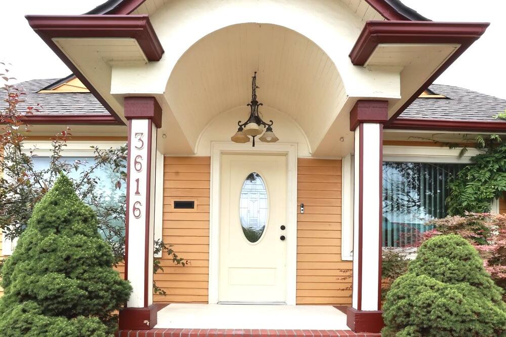 Photo of Outdoor in Port Gardner