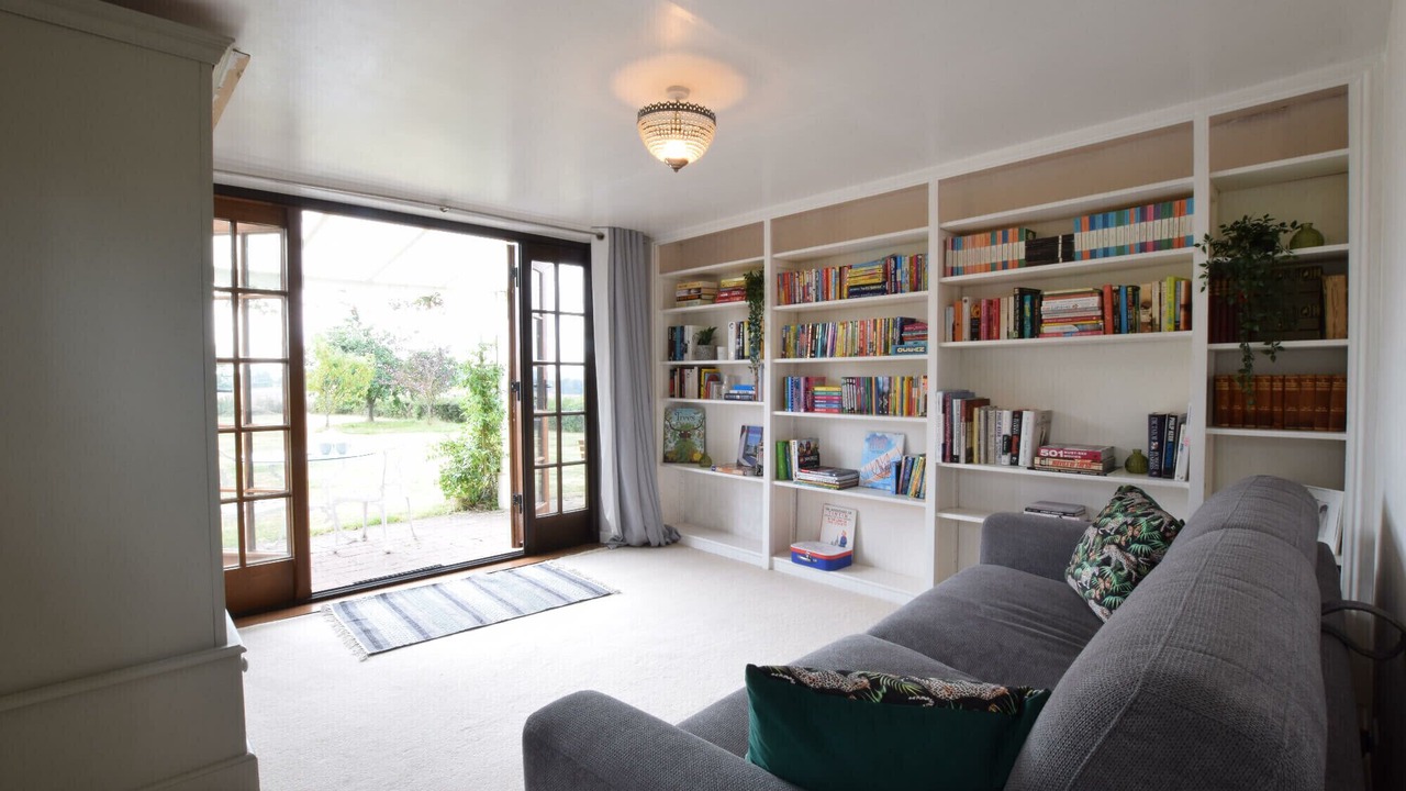 Photo of Livingroom in Woodbridge