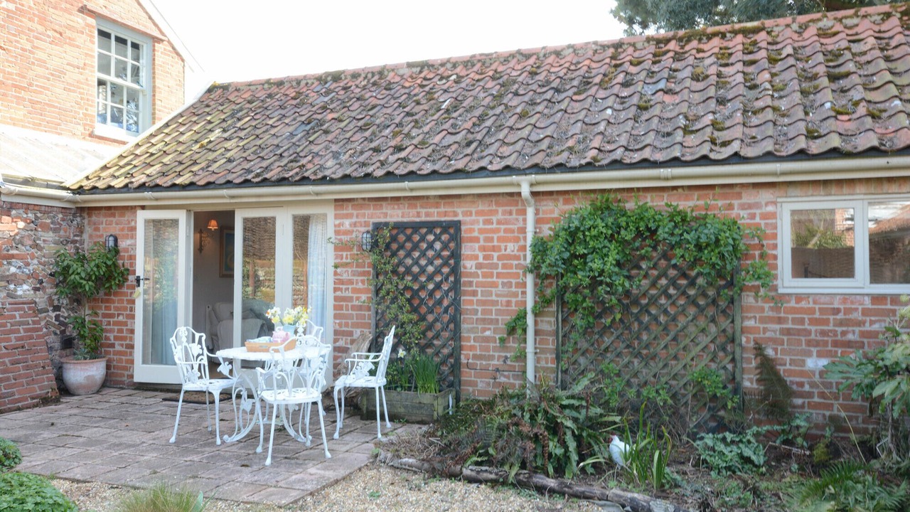 Photo of Patio Balcony in Saxmundham
