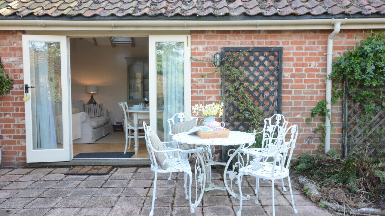 Photo of Patio Balcony in Saxmundham