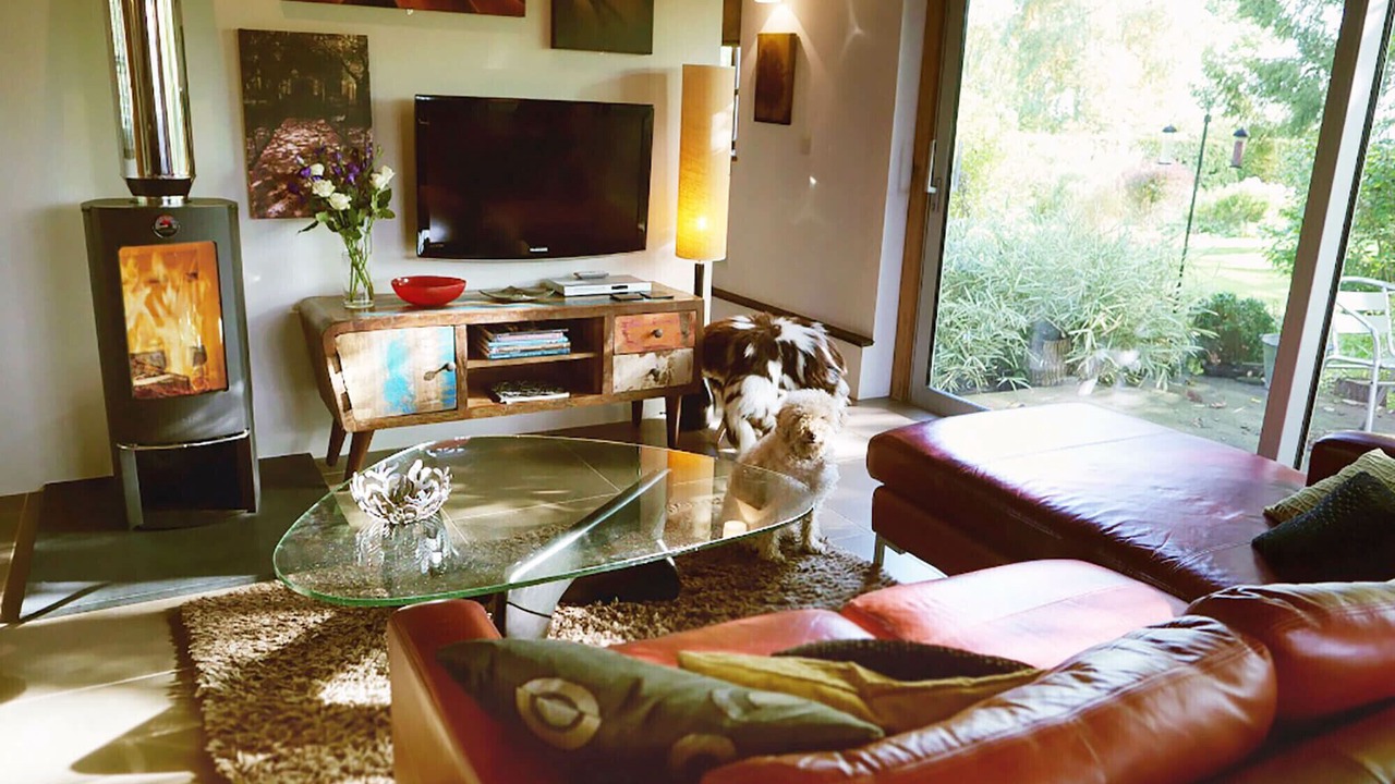 Photo of Livingroom in Eye