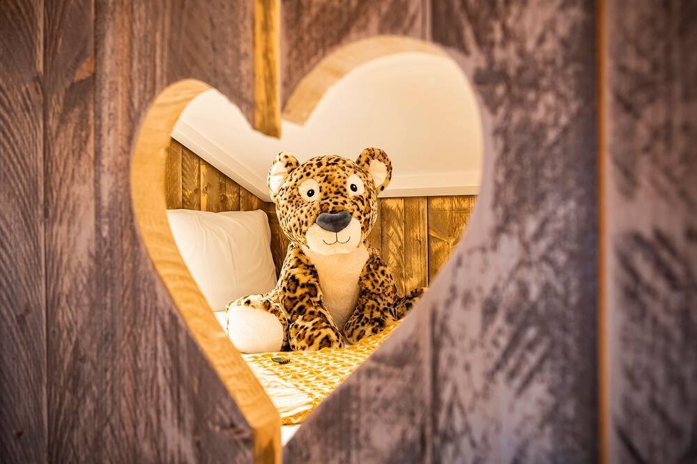 Photo of Others in Overton-on-dee