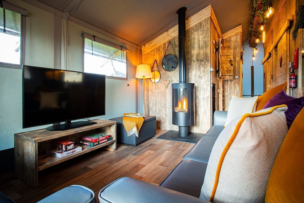 Photo of Livingroom in Overton-on-dee