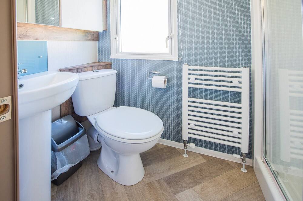 Photo of Bathroom in Widemouth Bay