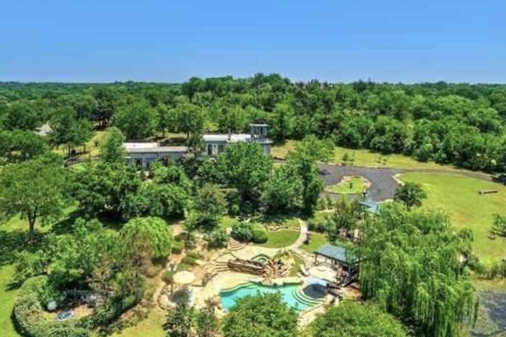 Photo of Outdoor in Denison