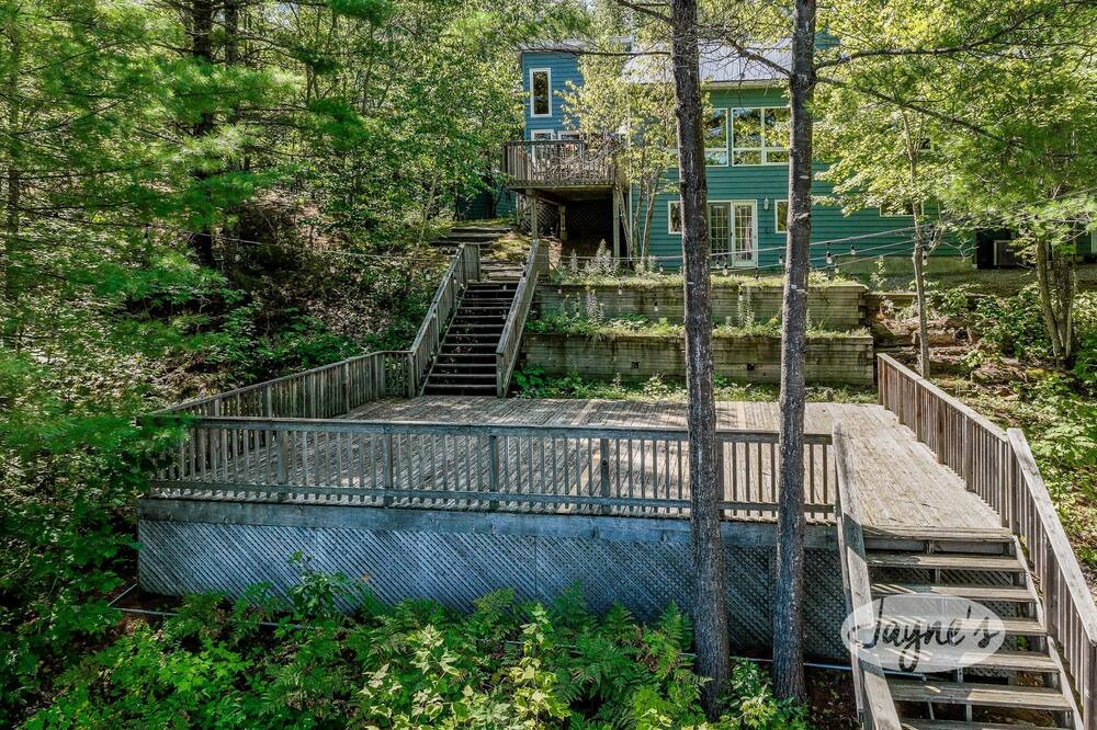 Photo of Others in Gravenhurst