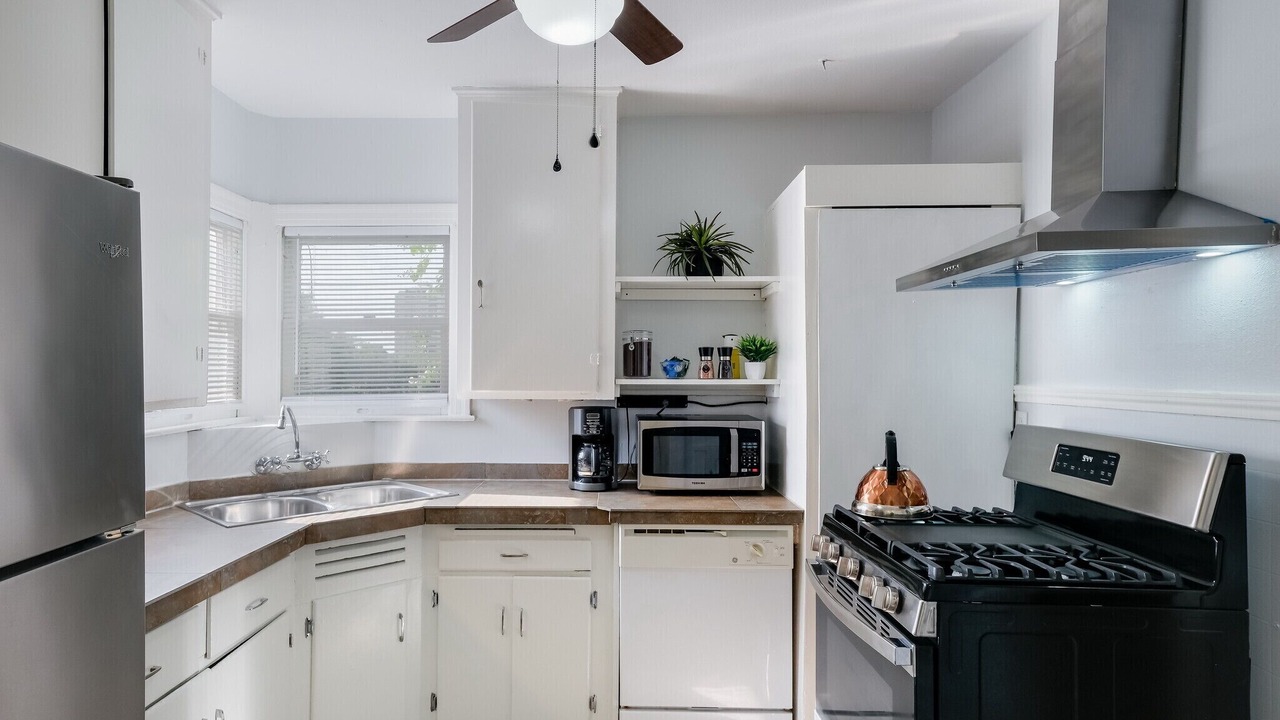 Photo of Kitchen in Mahncke Park