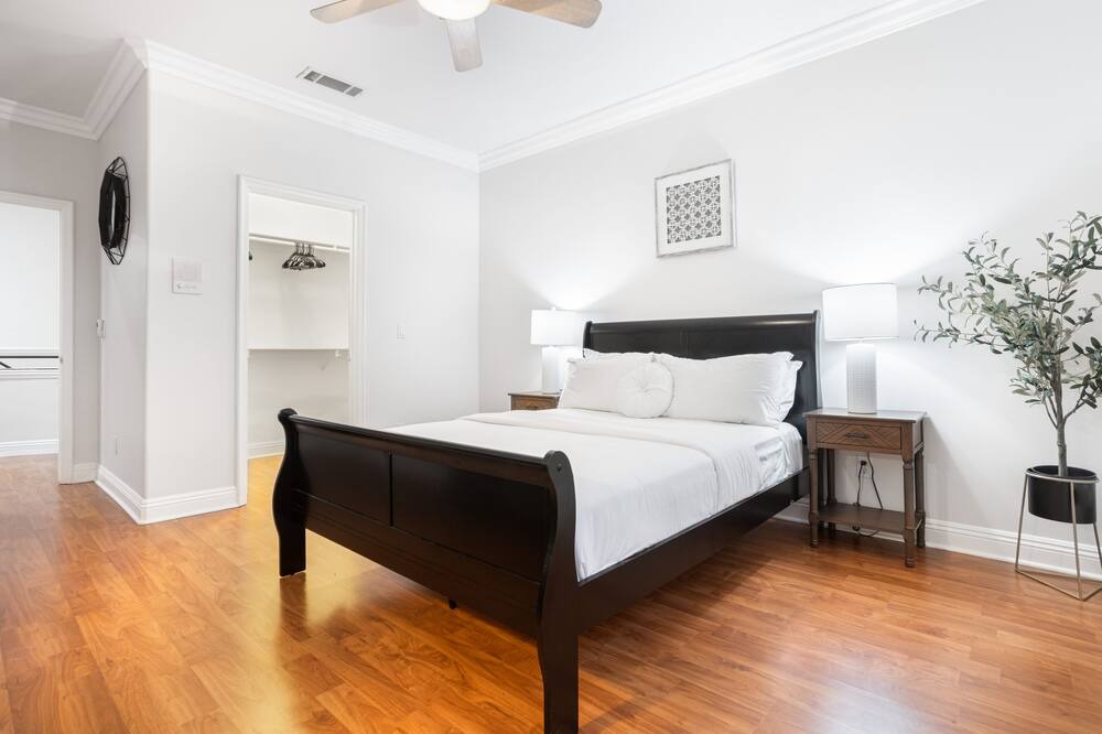 Photo of Bedroom in Rowland Heights