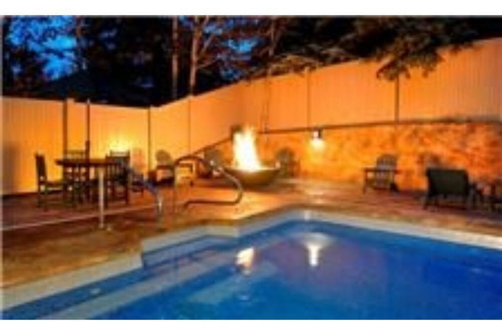 Photo of Outdoor in Avon