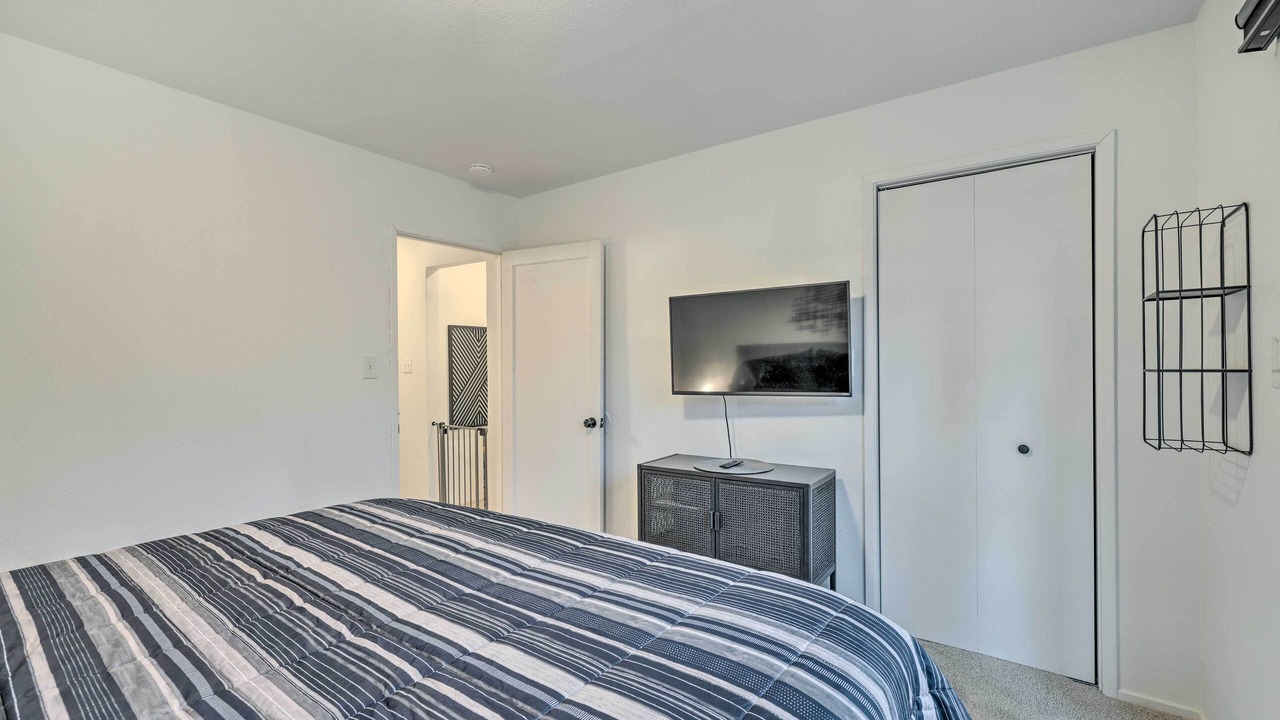 Photo of Others in Strawberry