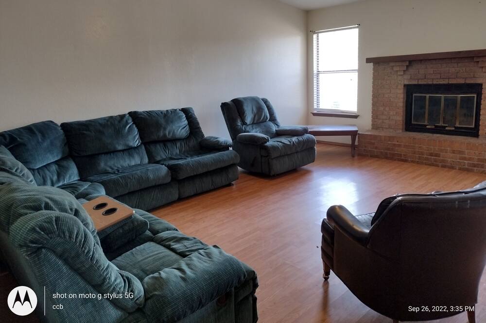Photo of Livingroom in Taylor Ranch