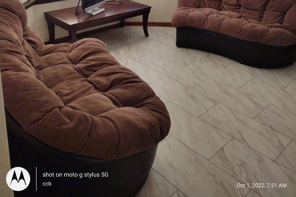 Photo of Livingroom in Taylor Ranch
