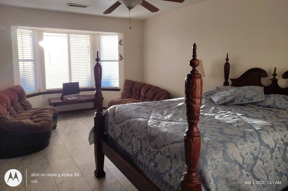 Photo of Bedroom in Taylor Ranch