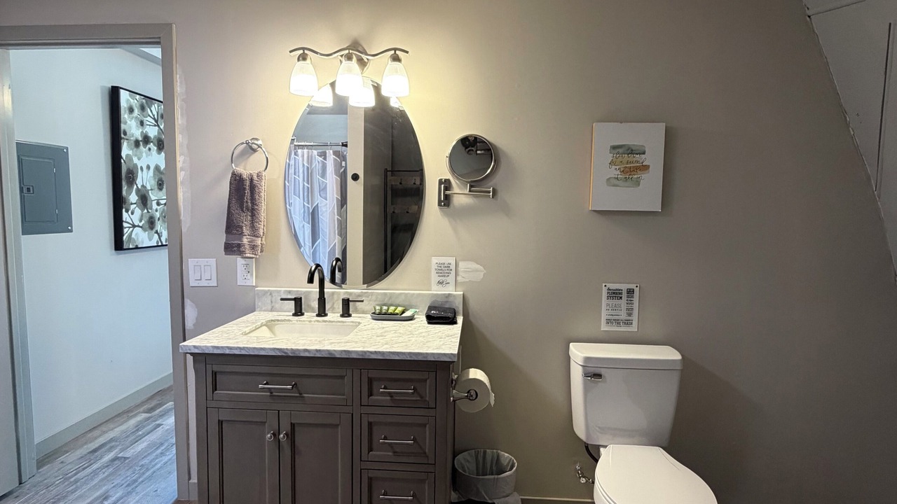 Photo of Bathroom in Cannonville
