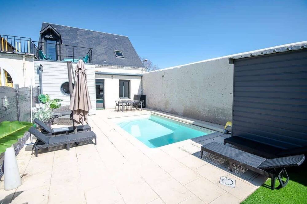 Photo of Outdoor in Blere