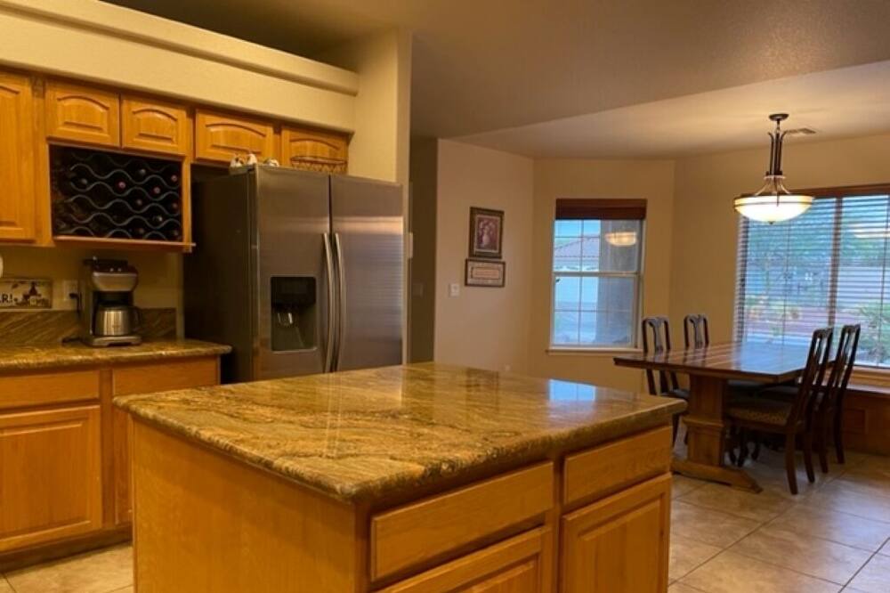 Photo of Kitchen in Fort Mohave