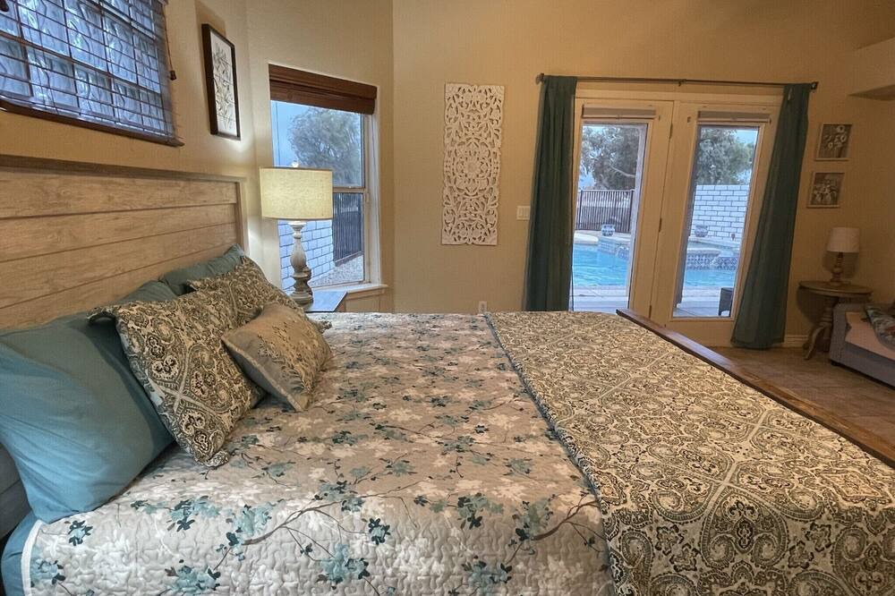 Photo of Bedroom in Fort Mohave