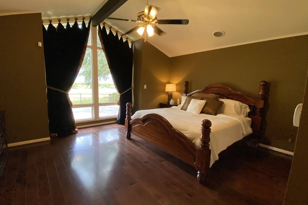 Photo of Bedroom in Robinson