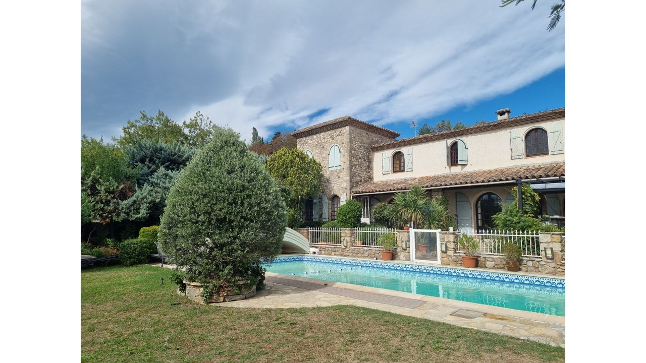 Photo of Outdoor in Lodeve