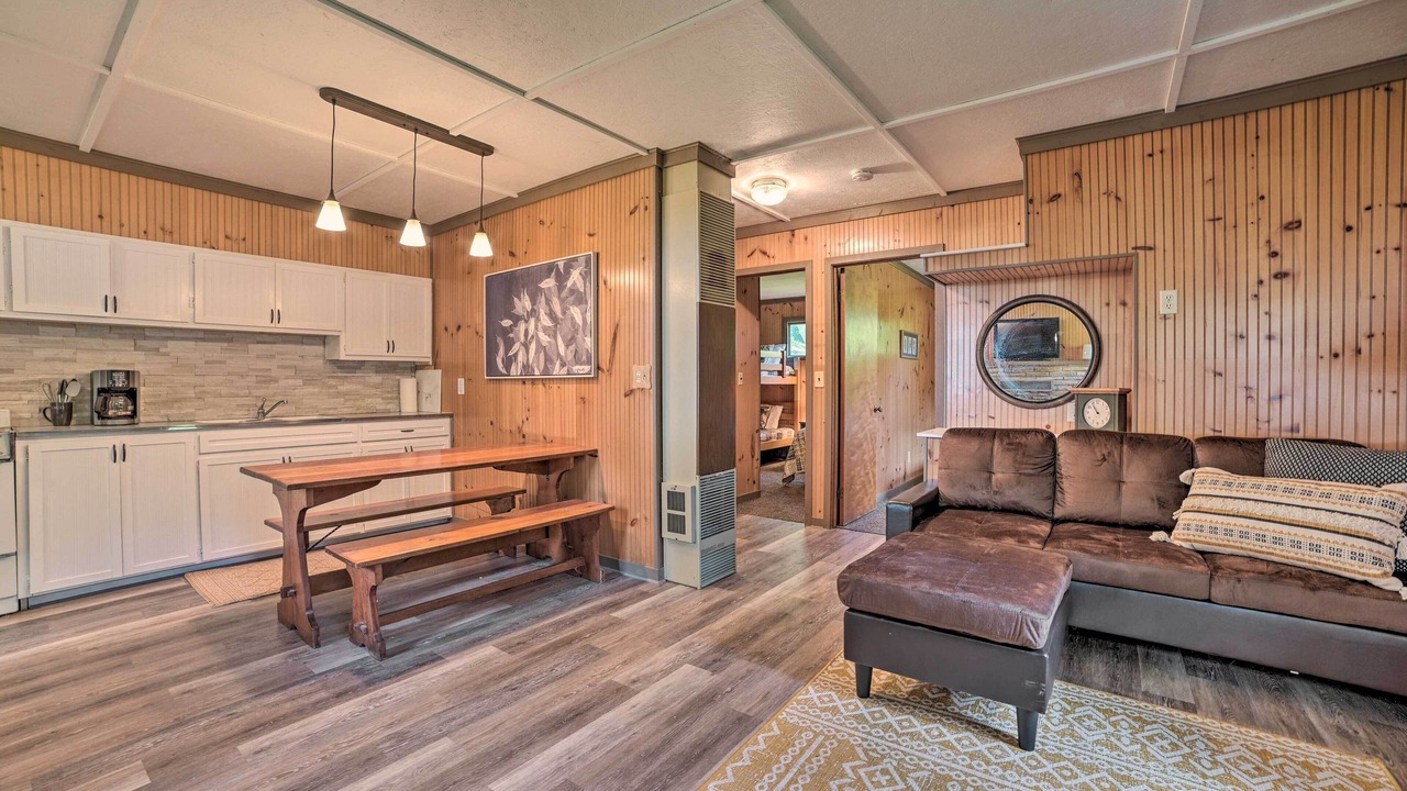 Photo of Livingroom in Cheboygan County