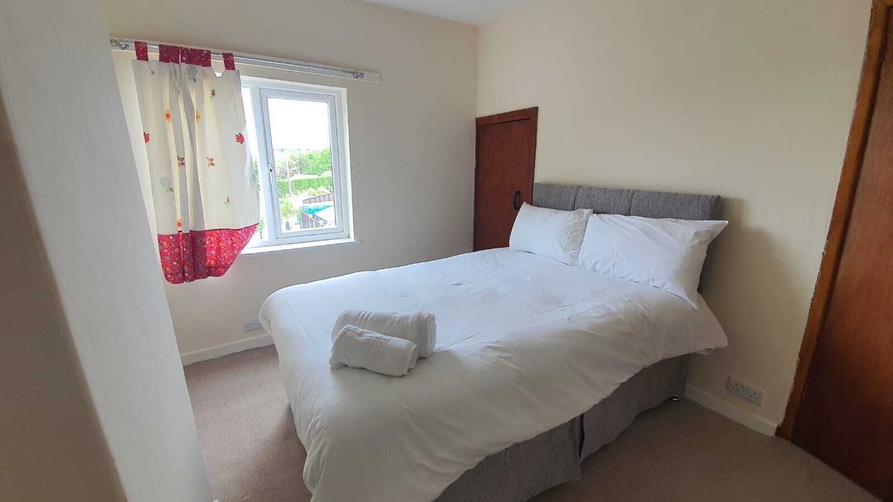 Photo of Others in Alsagers Bank