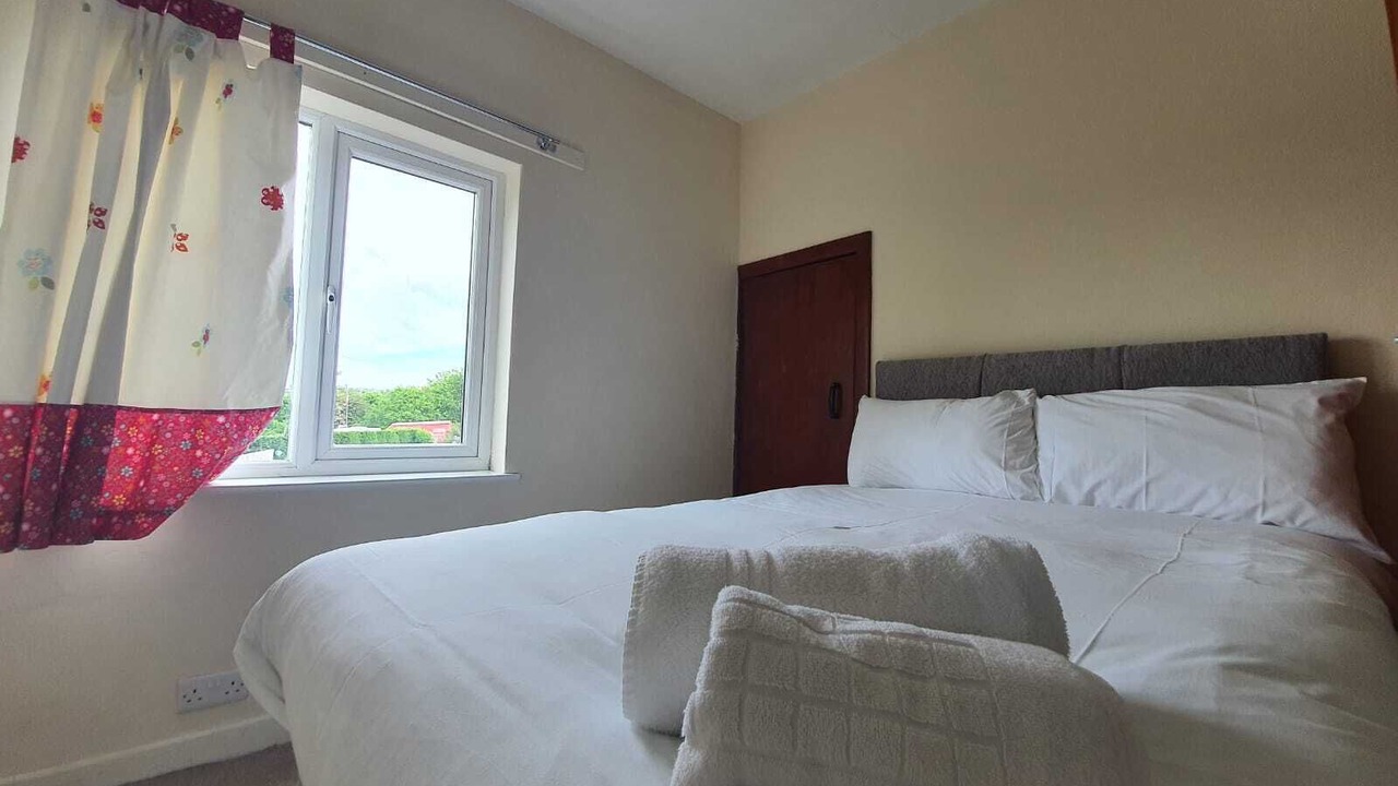 Photo of Others in Alsagers Bank