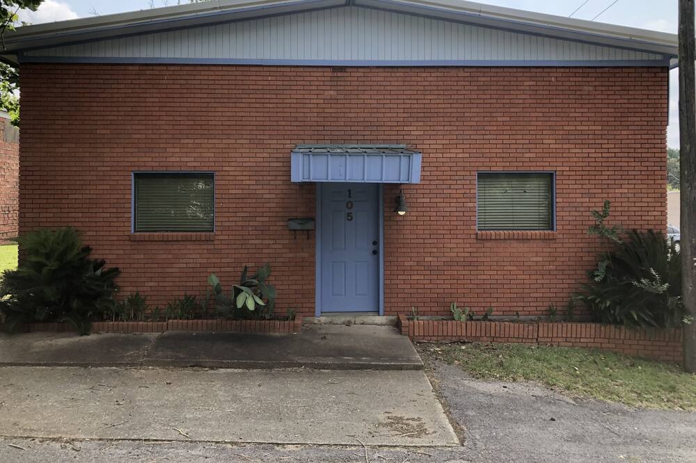 Photo of Outdoor in Woodville