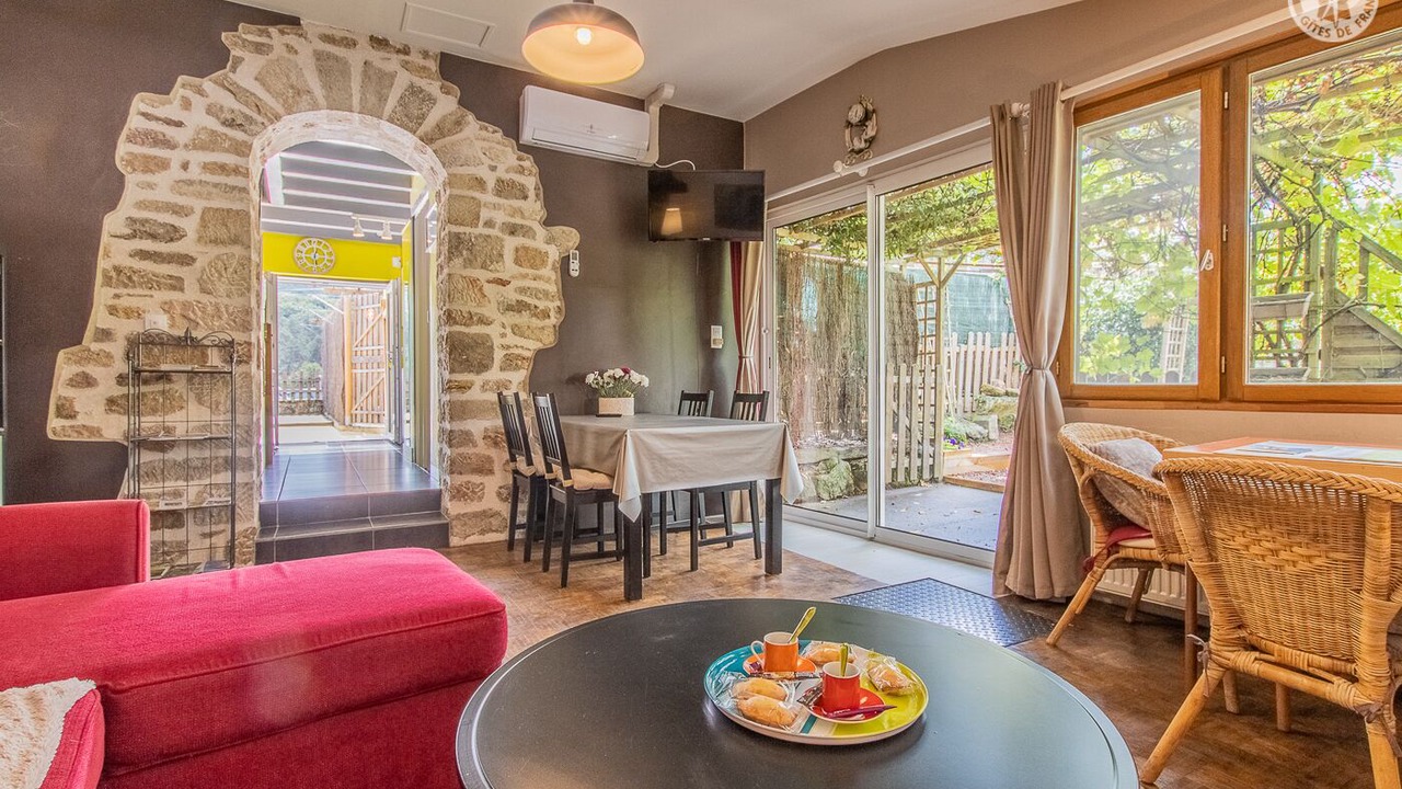 Photo of Others in Curgy